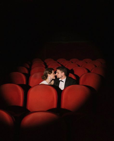 Vintage Movie Theater Engagement Photos, Old Theater Photoshoot, Theater Couple Photoshoot, Movie Theatre Engagement Photos, Movie Theater Engagement Photos, Theater Couple, Theater Engagement Photos, Theatre Photoshoot, Movie Theater Wedding