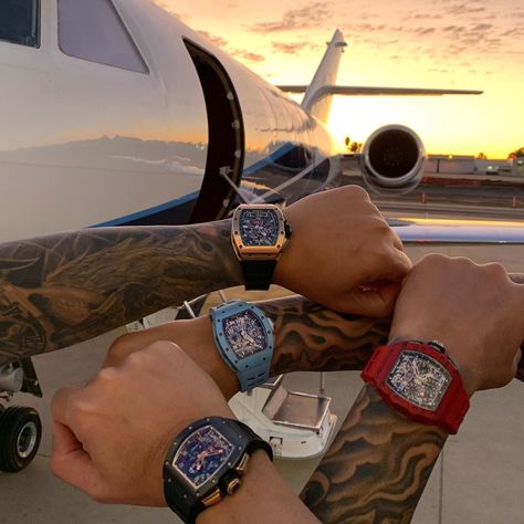 Tmax Yamaha, Mens Luxury Lifestyle, Billionaire Lifestyle Luxury Living, Rapper Jewelry, Fancy Watches, Expensive Jewelry Luxury, Rich Lifestyle, Luxury Lifestyle Dreams, Richard Mille