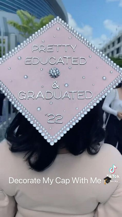 Graduation Cap Diy, Graduation Cap Decoration Ideas, Cap Decoration Ideas, Nurse Graduation Cap Designs, Nurse Graduation Cap, College Grad Cap Ideas, Graduation Cap Decoration Diy, Custom Graduation Caps, Graduation Look