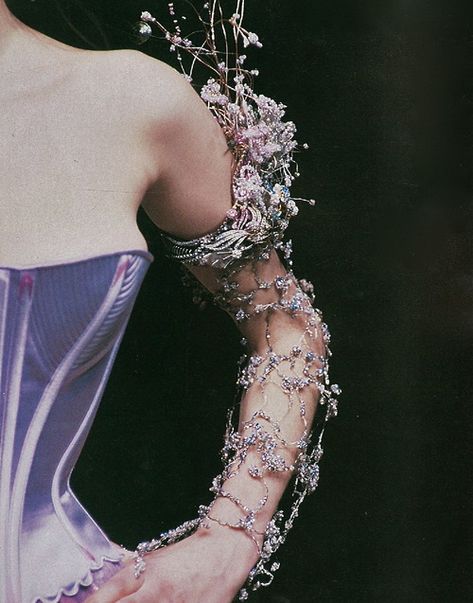 theunusualdressmaker: Runway Details, Christian Lacroix Haute... | ZsaZsa Bellagio Tumblr | Bloglovin’ Detail Couture, Oh My Goddess, Runway Details, Opera Gloves, Body Adornment, Couture Details, Fantasy Costumes, Christian Lacroix, Fantasy Fashion