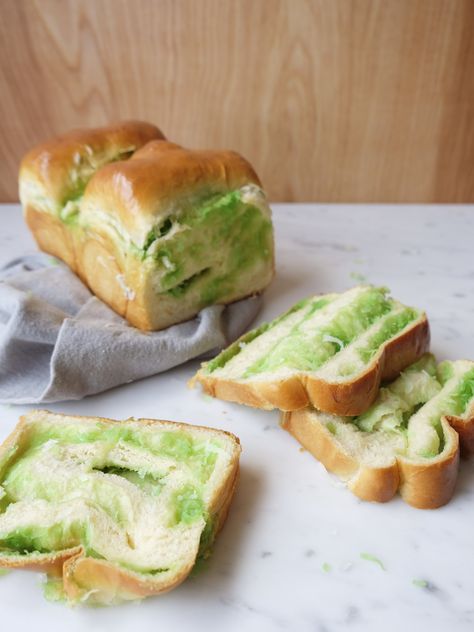 Hokkaido Milk Bread, Asian Supermarket, Japanese Milk Bread, Milk Bread Recipe, Milk Bread, Hokkaido Japan, Bread Bun, Asian Desserts, Bread Cake