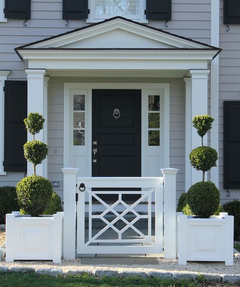 177 - New Canaan Ct - Chippendale Gate Front Porch Gate, Porch Gate Design, Porch Gate, Garden Gate Design, Front Yard Decor, Screened In Deck, Custom Gates, Front Yard Design, Porch Railing