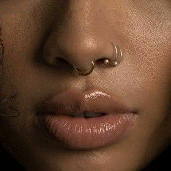 Triple Nose Piercing Different Sides, 2 Nose Piercings On One Side, Double Nose Piercing Different Sides, Nose Piercing Placement, Nose Peircing, Double Nostril Piercing, Piercing Aesthetic, Skin Piercing, Double Nose Piercing