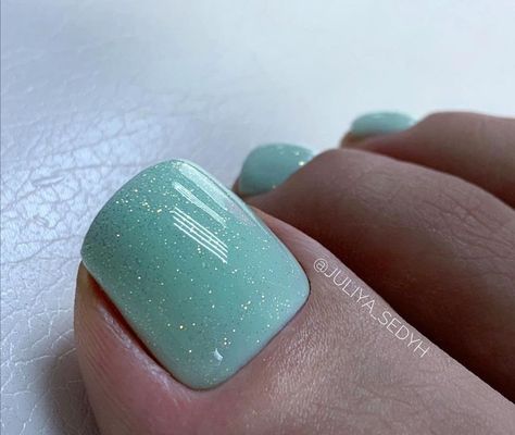 Classy Pedicure Ideas, Classy Pedicure, Pedicured Toes, Spring Pedicure, Pedicure Colors, Nail 2024, Gel Toe Nails, Toe Nail Color, Pretty Toe Nails