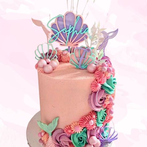 Mermaid Clam Shell Cake Topper Personalised Name Sea Theme - Etsy Clam Shell Cake, Mermaid Clam Shell, Shell Cake Topper, Graveyard Cake, Shell Cake, Clam Cakes, Ocean Cakes, Little Mermaid Cakes, Mermaid Birthday Party Decorations