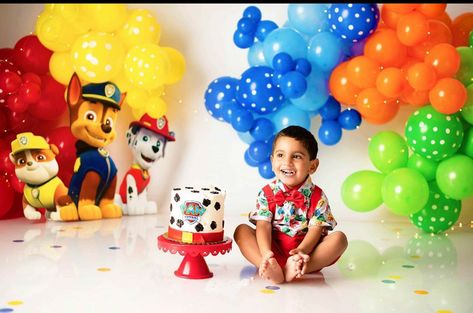 Paw Patrol Photo Shoot Ideas, Paw Patrol Smash Cake, Smash Cake Boy, Paw Patrol Cake, Paw Patrol Birthday Party, Themes Photo, Paw Patrol Birthday, Smash Cake, 5th Birthday