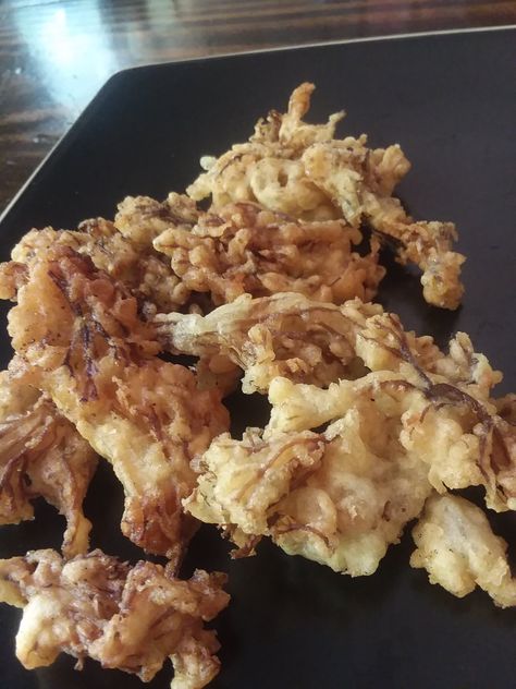 Wild mushrooms, foraged and fried in a tempura batter! Tempura Mushrooms, Mushroom Fritters, Coral Mushroom, Tempura Batter, Spicy Seasoning, I Was Wrong, Frying Oil, Hot Oil, Wild Mushrooms