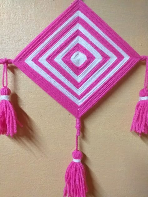 Handmade Wall Hanging Crafts, God Eyes, God's Eye Craft, Hanging Crafts, God's Eye, Diy Boho Decor, Gods Eye, Door Bells, Diwali Decor