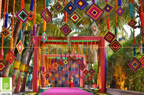 Photo of Colourful mehendi entrance decor with hanging patterns Wedding Management, Mehendi Decor Ideas, Indian Theme, Marriage Decoration, Desi Wedding Decor, Beautiful Wedding Decorations, Mehndi Decor, Wedding Unique, Wedding Entrance