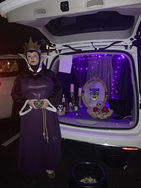 Evil Queen Trunk Or Treat Ideas, Trunk Or Treat Maleficent, Disney Villian Trunk Or Treat, Trunk Or Treat Snow White, Evil Queen Decor, Maleficent Trunk Or Treat Ideas, Evil Queen Decorations, Disney Villain Trunk Or Treat, Disney Villain Trunk Or Treat Ideas