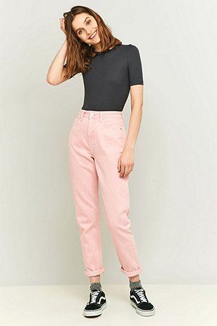 Pink Mom Jeans, Alt Summer Outfits, Comfy Jeans Outfit, Vintage Summer Outfits, Skate Jeans, Summer Outfits Aesthetic, Summer Outfits Women Over 40, Plus Size Summer Outfits, Modest Summer Outfits