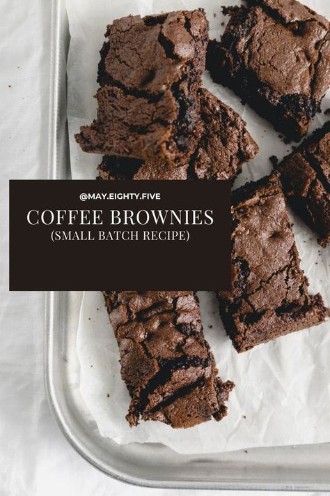 Cake Like Brownies, Coffee Brownies, Chocolate Cake With Coffee, Brownies From Scratch, Fudgy Brownie Recipe, Homemade Brownies, Cake Recipes From Scratch, Small Desserts, Melted Chocolate