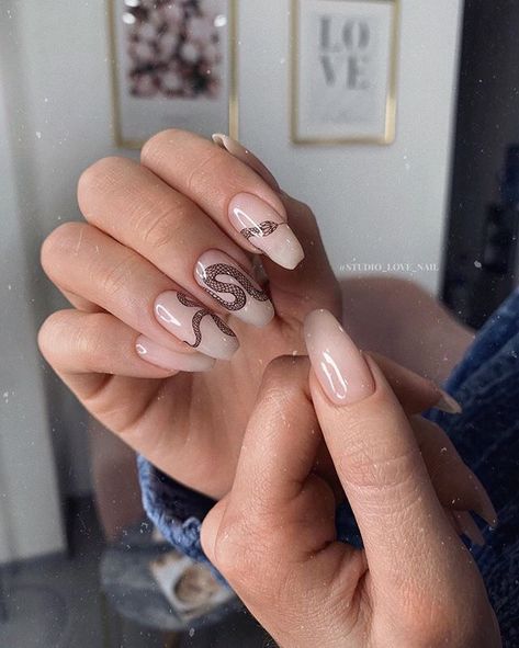 //🍒/ @peachymims (not mine) follow me for more :)) Floral Nail Designs, Nude Nail Designs, Instagram Nails, Nagel Inspo, Gel Nail Designs, Elegant Nails, Fire Nails, Floral Nails, Nail Shapes