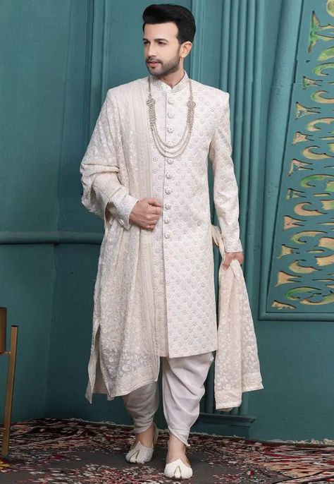 Explore Top 20 Men's Wedding Attire Indian Styles for 2024 - Luxurious & Traditional Outfits Marriage Dress For Men, Wedding Matching Outfits, Indian Groom Dress, Indian Wedding Clothes For Men, Sherwani For Men Wedding, Wedding Kurta For Men, Groom Dress Men, Wedding Outfits For Groom, Indian Groom Wear