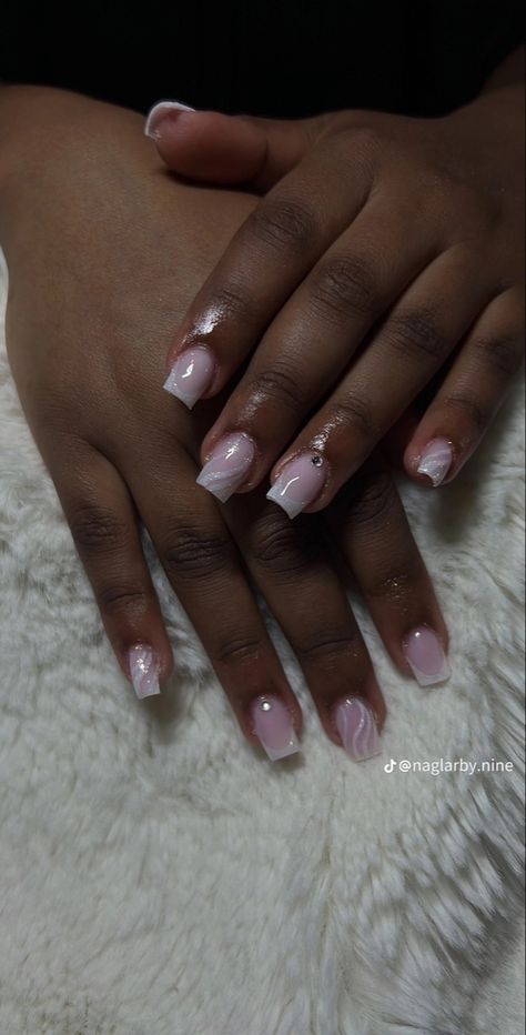 18th Birthday Nails, Classy Nail Designs, Cream Nails, Short Square Acrylic Nails, Acrylic Nails Coffin Pink, Short Nail Designs, Acrylic Nails Coffin, Birthday Nails, Square Acrylic Nails