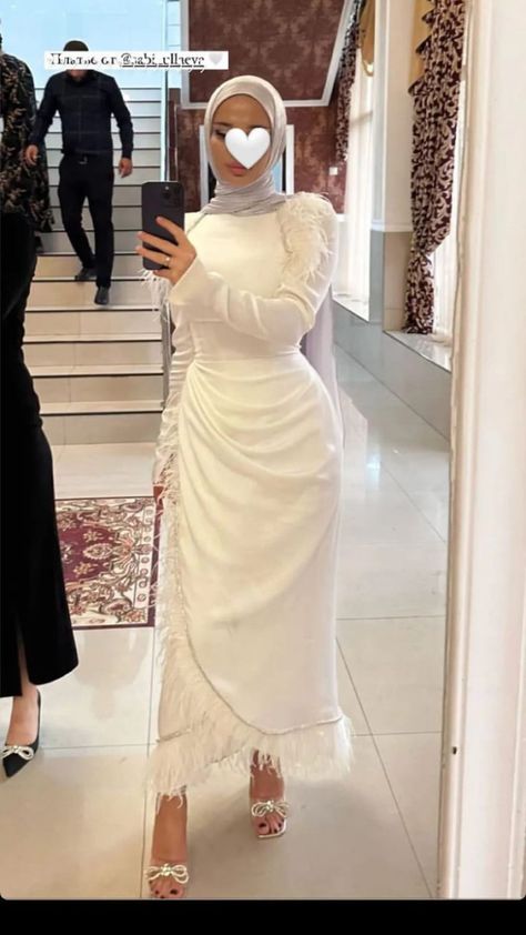 White Hijabi Dresses, Simple Dresses Hijab, Engagement Dress Hijab Simple, Simple Dresses For Hijab, Modest Engagement Dress, Hijab Engagement Dress, Engagement Dress Hijab, Dress Hijab Simple, Simple Engagement Dress