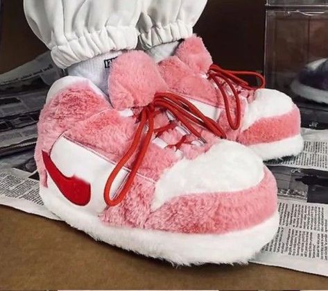 Fun Slippers, Fluffy Shoes, Bear Slippers, Nike Shoes Girls, Pretty Shoes Sneakers, Jordan Shoes Girls, All Nike Shoes, Cute Slippers, Cute Nike Shoes