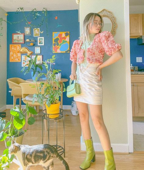 Aquarium Outfit Ideas Aesthetic, Linh Truong Outfits, Flowerchild Aesthetic Outfits, Lihn Truong, Goth Soft Aesthetic, Colourful Cottagecore Outfit, Maximalist Fairycore Outfit, Internet Girl, Spring Fits