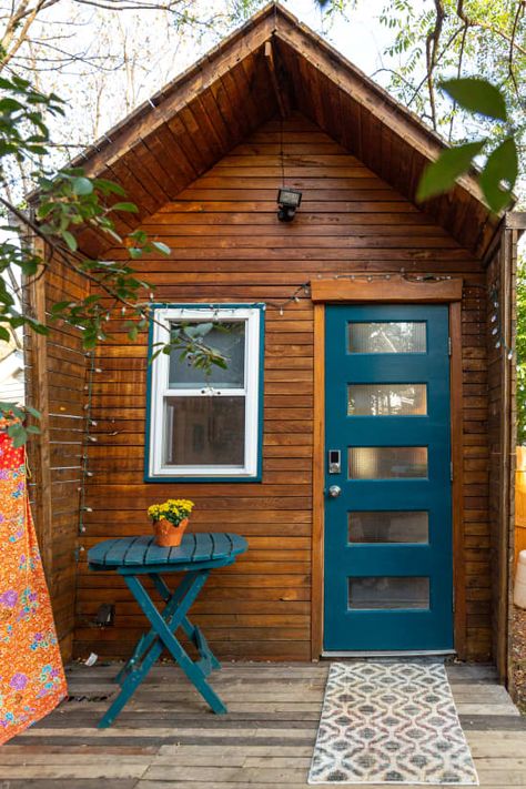 Tiny House Exterior, Building A Tiny House, House Front Door, Tiny House Movement, Tiny House Cabin, House Doors, Shed Plans, Beautiful Doors, Cozy Cabin