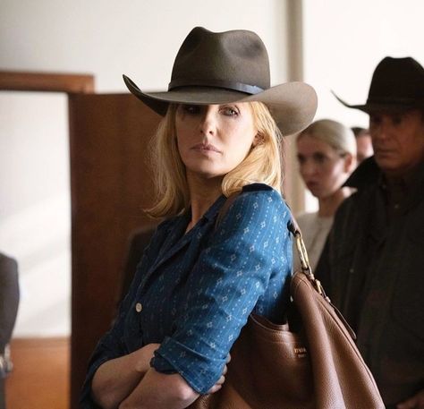 Beth Dutton Cowboy Hat, Beth Dutton Yellowstone Outfits, Beth Dutton Outfits, Beth Dutton Style, Yellowstone Outfits, Dutton Family, Yellowstone Beth, Yellowstone Ranch, Yellowstone Series