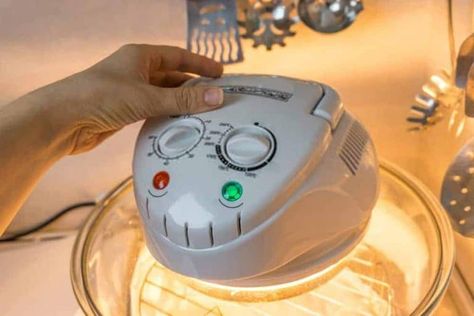 How To Use A Halogen Oven For Beginners - (Tips & Tricks) Halogen Oven Recipes How To Cook, Halogen Oven Recipes Meals, Turbo Oven Recipes, Halogen Oven Recipes, Oven Cooking Recipes, Convection Ovens, Convection Oven Recipes, Halogen Oven, Low Carb Smoothie Recipes