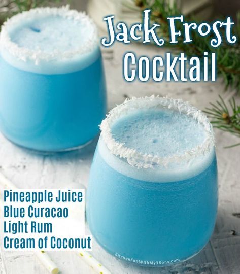 Jack Frost Cocktail, Curacao Drink, Malibu Rum Drinks, Coconut Rum Drinks, Rum Drinks Recipes, Christmas Drinks Alcohol Recipes, Christmas Drinks Recipes, Christmas Drinks Alcohol, Candy Cocktails