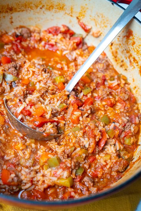 30-Minute Stuffed Pepper Soup | 12 Tomatoes Sausage On The Grill, Green Pepper Soup, 12 Tomatoes Recipes, Stuffed Pepper, Pepper Soup, Keto Soup, Cooking White Rice, Cheese Sausage, 12 Tomatoes