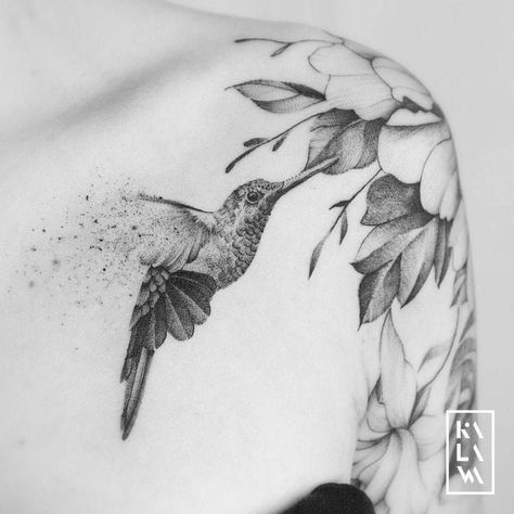 Best Feminine Tattoos, Bird Tattoos For Women, Inner Arm Tattoos, Patchwork Ideas, Boho Tattoos, Skeleton Tattoos, Floral Tattoo Sleeve, Geniale Tattoos, Hand Tattoos For Women