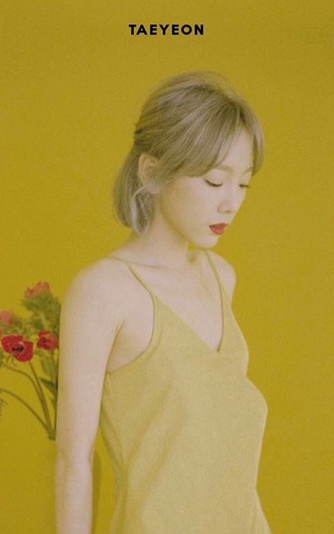 TAEYEON | FINE Taeyeon Photoshoot, Taeyeon Fine, Profile Photography, Kim Tae Yeon, Snsd Taeyeon, Ulzzang Fashion, Korean Music, Girls Generation, Kpop Girl Groups