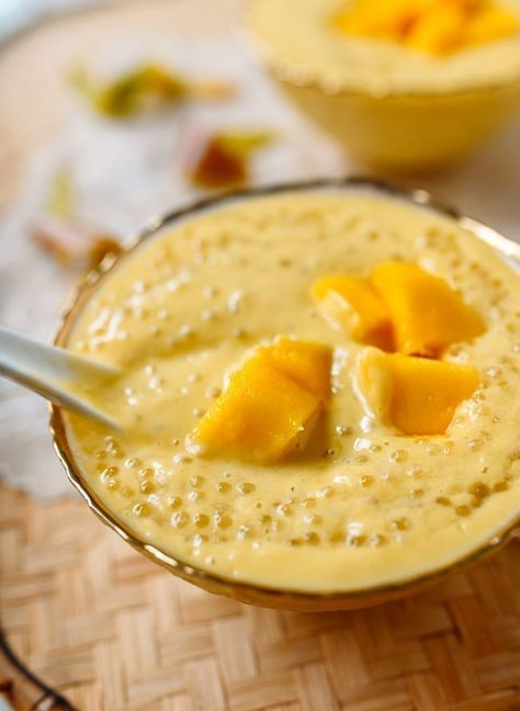 Mango Sago Recipe, Tapioca Dessert, Sago Recipes, Mango Sago, Mango Dessert Recipes, Wok Of Life, Jelly Desserts, Woks Of Life, Tapioca Pudding