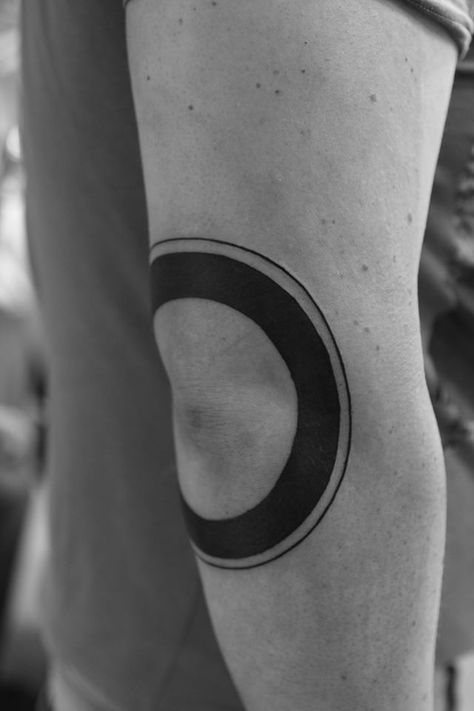 Circles Tattoo by Quetzaltattoo Milano Circles Tattoo, Tattoo Ideas Arm, Circle Tattoo, Arm Circles, Incredible Tattoos, Arm Band Tattoo, Band Tattoo, Tattoo Placement, Tattoo Stencils