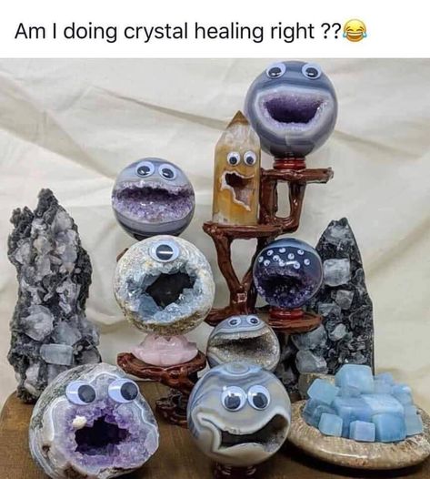 prank war Witch Jokes, Funny Spiritual Memes, Witch Meme, Googly Eyes, Book Of Shadows, Bones Funny, Crystals And Gemstones, Crystal Jewelry, Make Me Smile