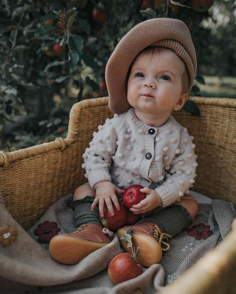 🧶✨ARTISANAL DELIGHTS ✨🧶 Indulge in the charm of handcrafted wonders! Mama @alleyalina ‘s little one is all decked out in our Bubble Cardigan and Bubble Shorts.🥰 These pieces are not just clothing, but cherished keepsakes for your precious bundle of joy.🤍 . . . #shirleybredal #luxurybabywear #clothesforkids #organickids #kidsinstafashion #kidsfashionbook #kidsstyleinspo #babystyles #kidsstyles #kidzfashion #organickidswear #organickidsclothes #babyboyoutfits #babygirloutfits #modernkids #st... Bubble Cardigan, Cottagecore Baby, Bubble Shorts, Organic Kids Clothes, Clothes For Babies, Kids Styles, Bundle Of Joy, Modern Kids, Baby Wearing