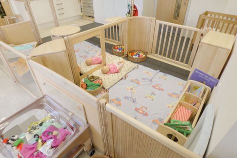 Infant Play Area, Home Daycare Setup, In Home Daycare Ideas, Home Daycare Rooms, Daycare Layout, Daycare Room Ideas, Infant Room Daycare, Daycare Setup, Daycare Spaces