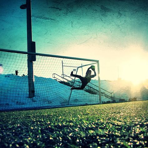 Soccer Aesthetic, Goal Keeper, Soccer Goalie, Shin Splints, Soccer Training, The Picture, Soccer, On Instagram, Instagram