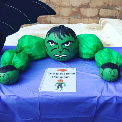 Hulk Pumpkin! Hulk Pumpkin Painting, Hulk Pumpkin, Craft Pumpkin Carving, Book Character Pumpkins, Pumkin Decoration, Pumpkin Decorating Diy, Pumpkin Painted, Creative Pumpkin Painting, Creative Pumpkin Decorating