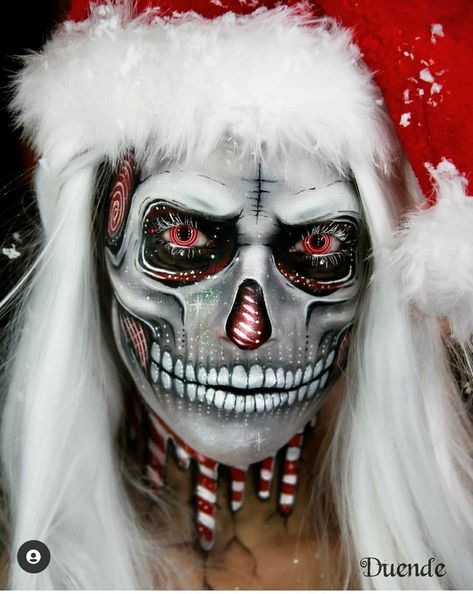 Haunted House Makeup, Xmas Makeup, Extreme Makeup, Scary Christmas, Christmas Makeup Look, Holiday Makeup Looks, Halloween Makeup Pretty, Face Art Makeup, Face Paint Makeup