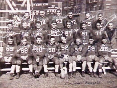 '37 Cincinnati Bengals Team Photo Team Photos, Print Decals, Cincinnati Bengals, Cincinnati, Photo Wall, Football, Red, Art, American Football