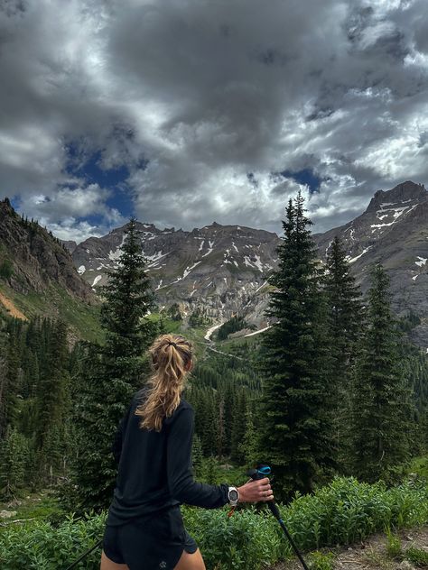 Colorado Girl Aesthetic, Hiking Vibes, Summer In Colorado, Mountain Hiking Aesthetic, Colorado Aesthetic, Better Gut Health, Colorado Summer, Outdoor Exercise, Outdoor Aesthetic