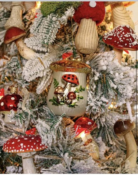 Get Rich Or Die Trying, Love Herbs, Mushroom Tree, Merry Mushroom, Themed Ornaments, Handmade Inspiration, Holiday Village, Mushroom Decor, Old Fashioned Christmas