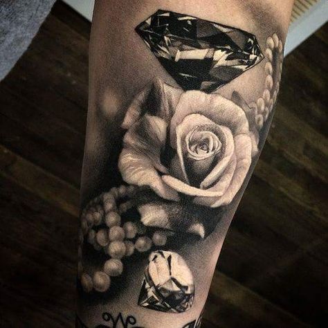 Ginger Tattoo, Tattoo Types, Black Life, Tattoo Rose, Geniale Tattoos, Diy Tattoo, Girly Tattoos, Rose Black, Dope Tattoos