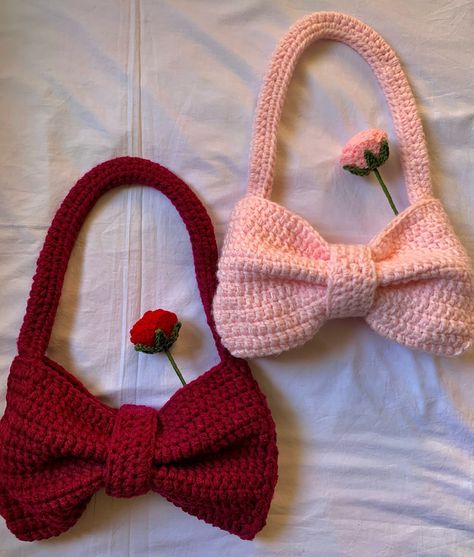 The perfect bag for my coquette girlies 😍🎀 . . . [crochet bag, crochet online business, crochet bow bag, coquette aesthetic, pink lover] #crochetersofinstagram #hookedbymoohjer #crochetbag #bowbag #coquette #pinklover Coquette Crochet Pattern, Bow Crochet Bag, Bow Bag Pattern, Coquette Crochet Bag, Coquette Crochet Ideas, Pink Crochet Ideas, Crochet Bow Bag, Crochet Bag Aesthetic, Pallett Ideas