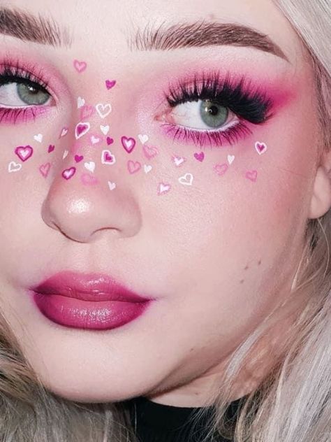 pink makeup with heart-shaped freckles Freckles Makeup, Heart Makeup, Drag Make-up, Day Makeup Looks, Cute Eye Makeup, Makeup Face Charts, Kawaii Makeup, Graphic Makeup, Rave Makeup