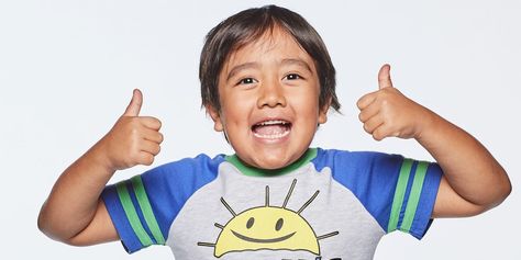 How 8-year-old Ryan Kaji became the world's highest-earning YouTube star and sold more than $200 million in branded products in a year || Ryan Kaji has 26 million YouTube subscribers and his lucrative business empire spans across YouTube, TV, and the shelves of major retailers. https://www.businessinsider.com/inside-ryans-world-business-interview-youtube-tv-toys-2020-9 Ryan Youtube, Business Empire, Youtube Tv, High School Chemistry, Diy Science Experiments, Paw Patrol Toys, Kids Around The World, Diy Science, Retail Sales