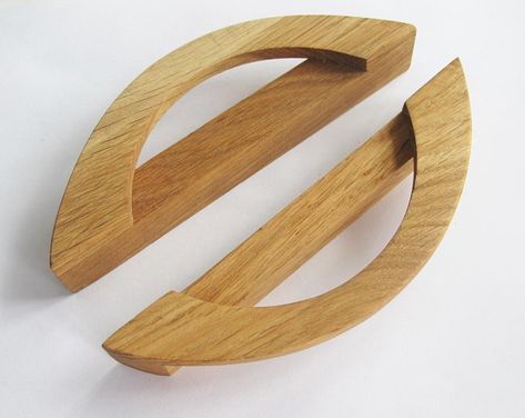 Log Furniture Tools, Wooden Handles Door, Wood Door Handle, Wooden Hinges, Wooden Drawer Pulls, Modern Cabinet Knobs, Cnc Machine Projects, Door Handle Design, Wardrobe Door Handles