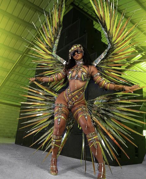 Caribana Costume, Trinidad Carnival Costumes, Brazilian Carnival Costumes, Carribean Carnival Costumes, Carnival Outfit Carribean, Caribbean Carnival Costumes, Carnival Dancers, Miami Carnival, Carnival Fashion