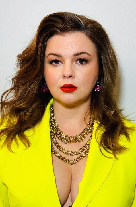 Amber Tamblyn Biography: Age, Career & More | Actress & Writer Walden Schmidt, Amber Tamblyn, Amber Diamond, Borders Books, Gender Inequality, Movie Actress, Half Man, Emmy Award, Women’s Rights