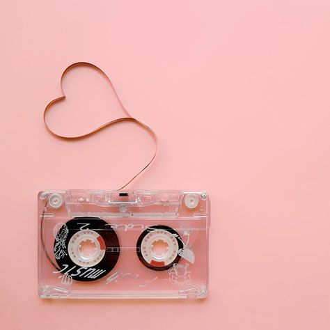 #Love #Music #Cassette #Tape #OldSchool #80'sBaby Tout Rose, Whatsapp Videos, Glitter Rosa, Audio Tape, My Funny Valentine, Pastel Pink Aesthetic, I'm With The Band, Free Valentine, Jolie Photo