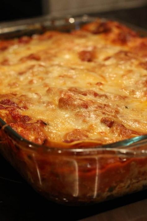 Ultimate Lasagna Recipe, Best Lasagna Ever, The Best Lasagna, Best Lasagna, Cheesy Casserole, Tomato Pasta Sauce, Kielbasa, Think Food, Lasagna Recipe