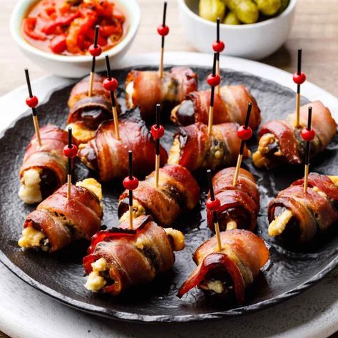 Bacon Wrapped Stuffed Dates, Wrapped Dates, Stuffed Dates, Best Paleo Recipes, Bacon Wrapped Dates, Bacon Wrapped Asparagus, 3 Ingredient Recipes, Baked Bacon, Best Bacon